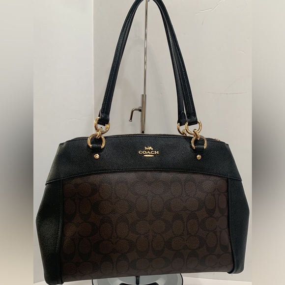 Like New Coach - Picture 7 of 7